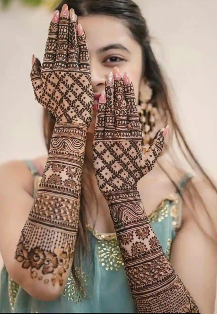Bridal Back Hand Mehndi Designs