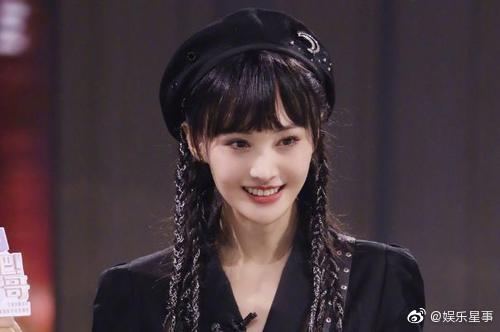 吃瓜爆料郑爽侯明昊,娱乐圈新恋情疑云